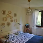 Otoczak Apartment Brenna